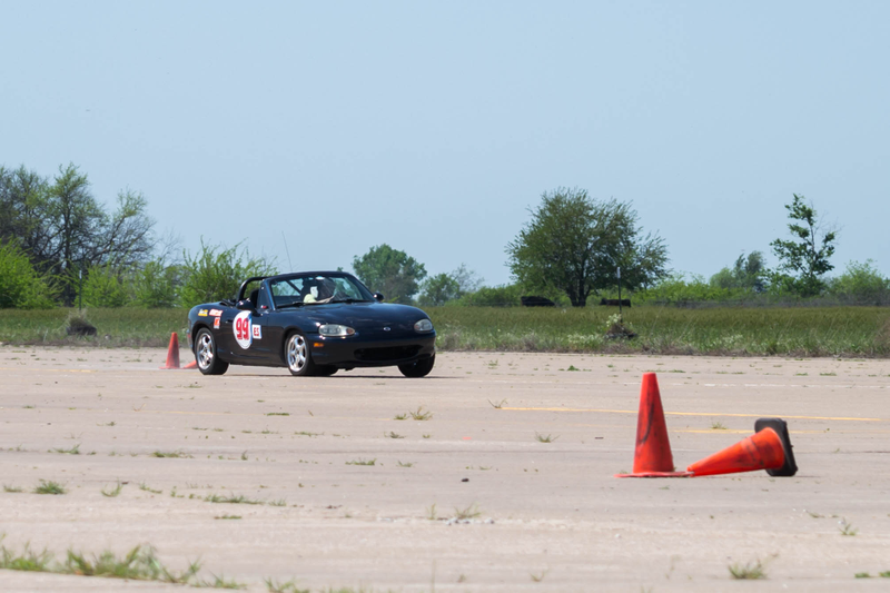 Illustration for article titled Huge Juicy Autocross Photodump